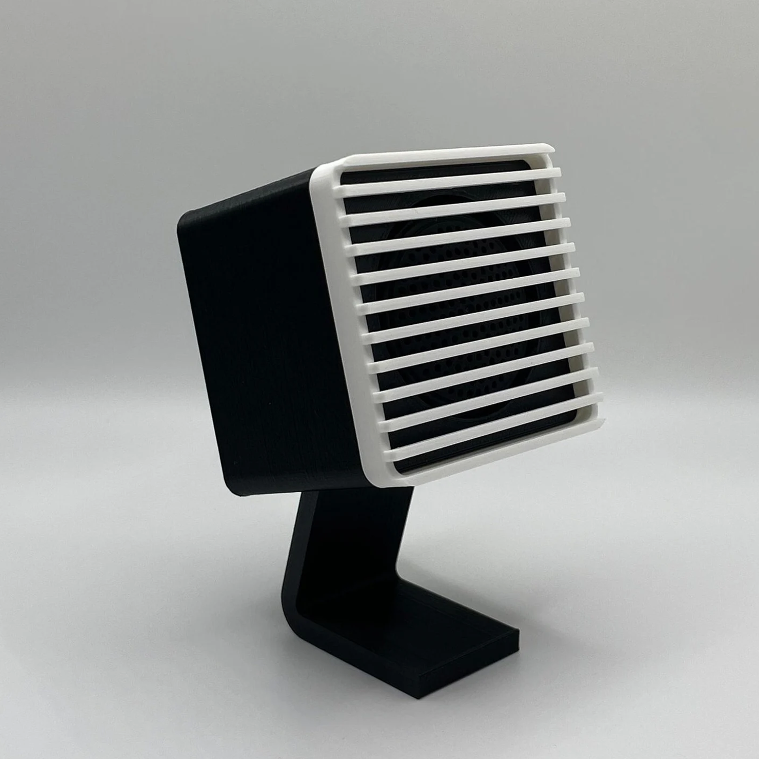 Detachable Square Desktop Wireless Speaker, Slatted Front Shell Audio Device With Independent Compact Sound Unit