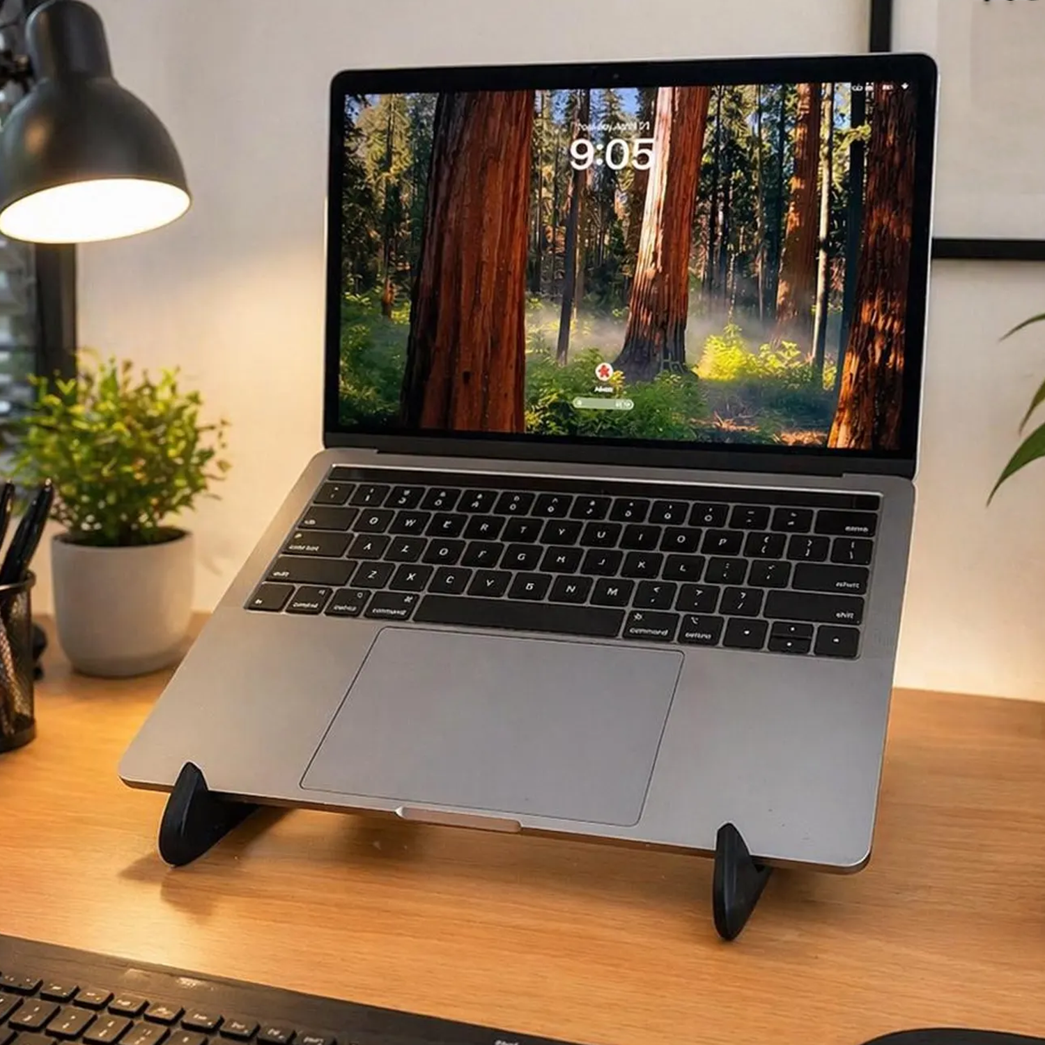 Foldable Triangular Notebook Support Frame, Adjustable Slanted Desktop Holder For Optimized Viewing Angles