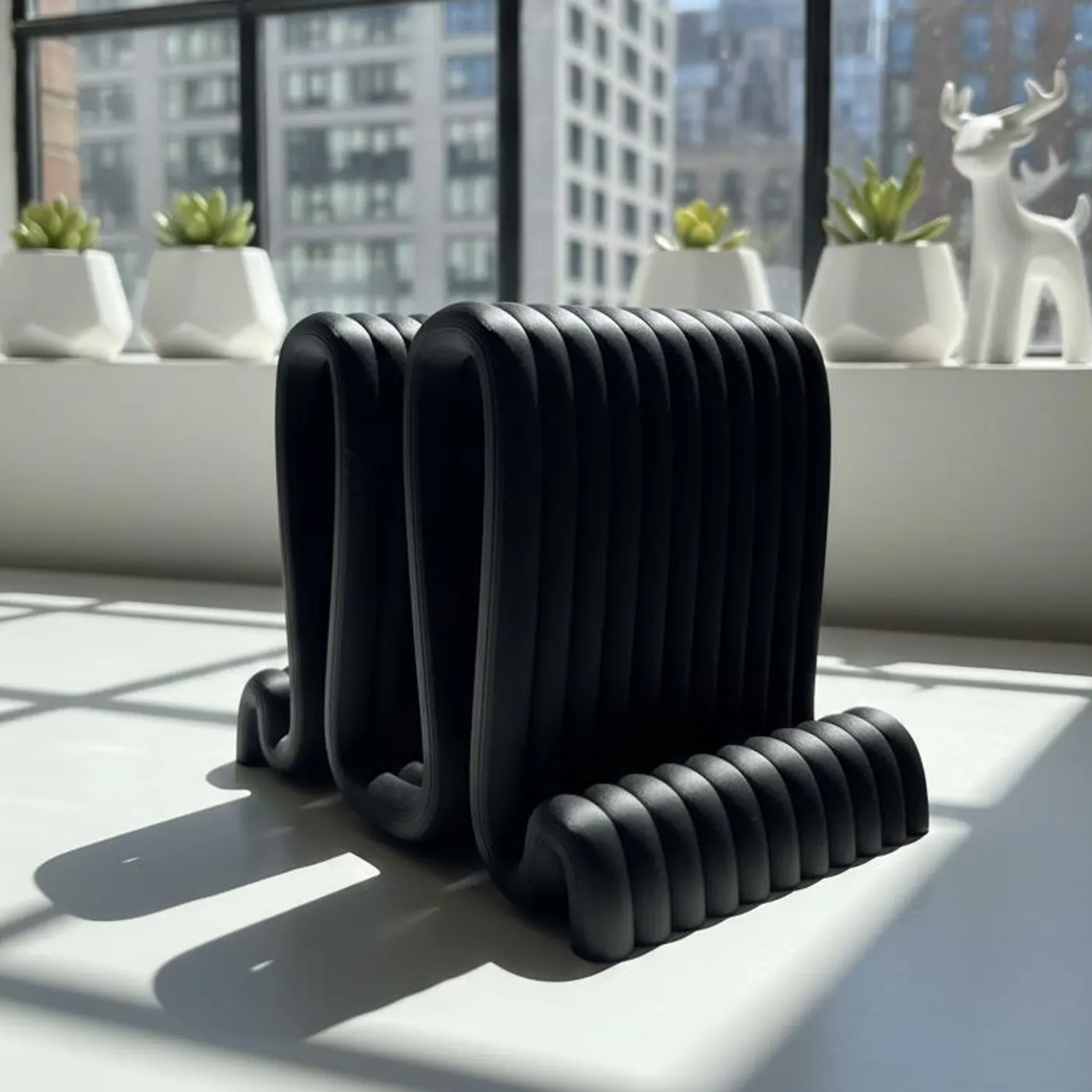 Sculptural Ribbed Vertical Notebook Holder, Organic Curved Upright Device Support For Contemporary Desktop Layouts