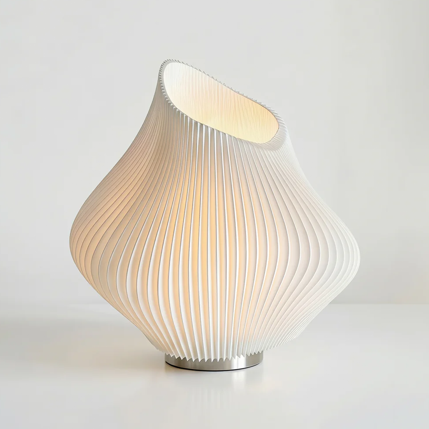 Fluted Curved Sculptural Table Lamp, Wavy Contour Ambient Lighting Fixture For Modern Interior Decoration
