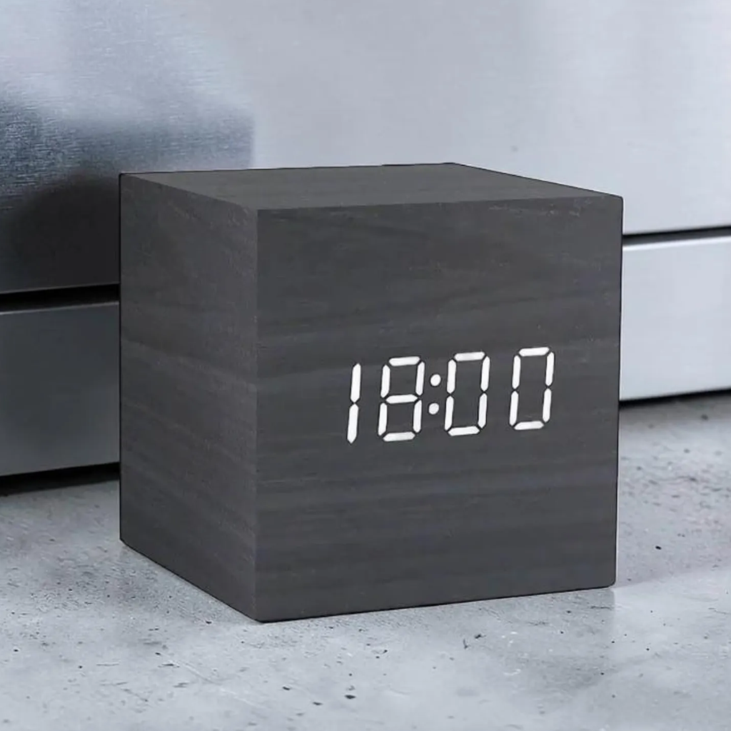 Cube Shaped Digital Alarm Timer, Sound-Activated Bedside Clock With Adjustable Screen Brightness And Thermometer Function